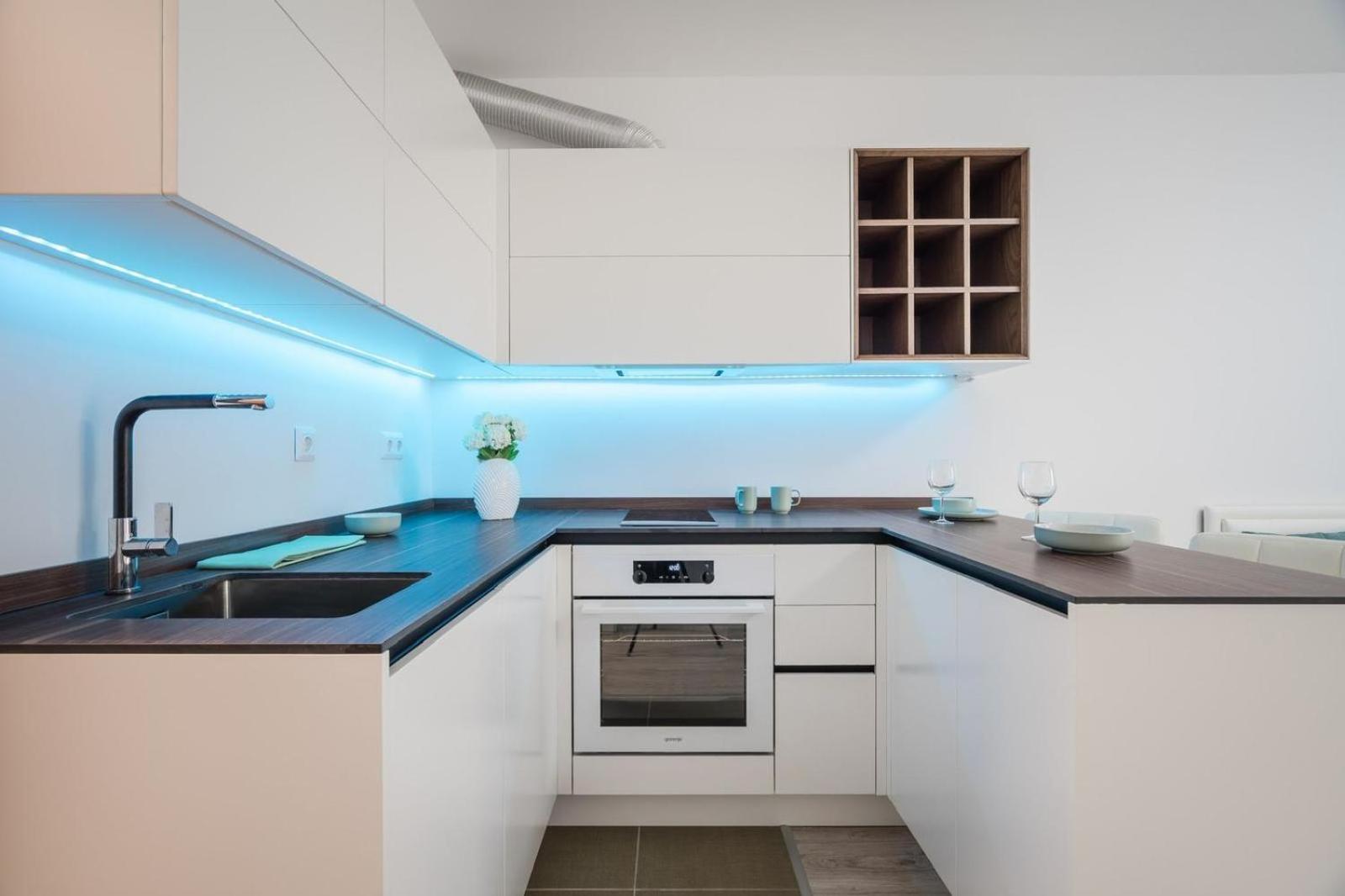 Comfort Court Apartment - Free Parking, Balcony Budapest Luaran gambar